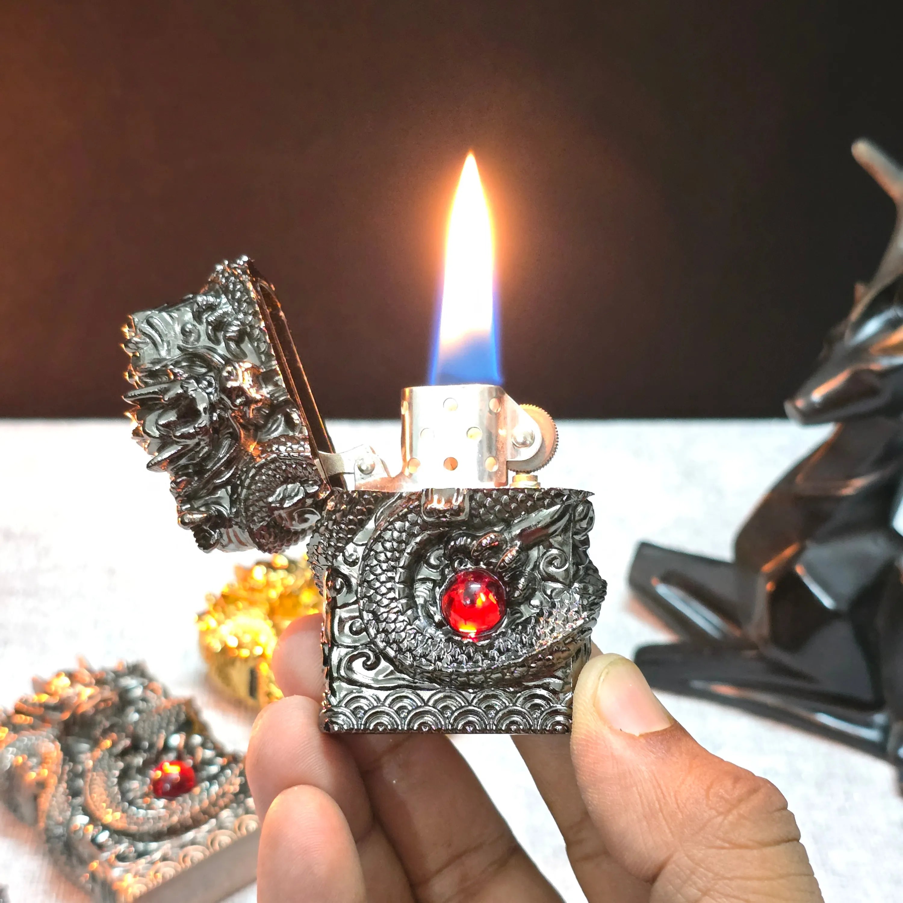 ALA FLAME 3D DRAGON Vintage Liquid Fuel Lighter