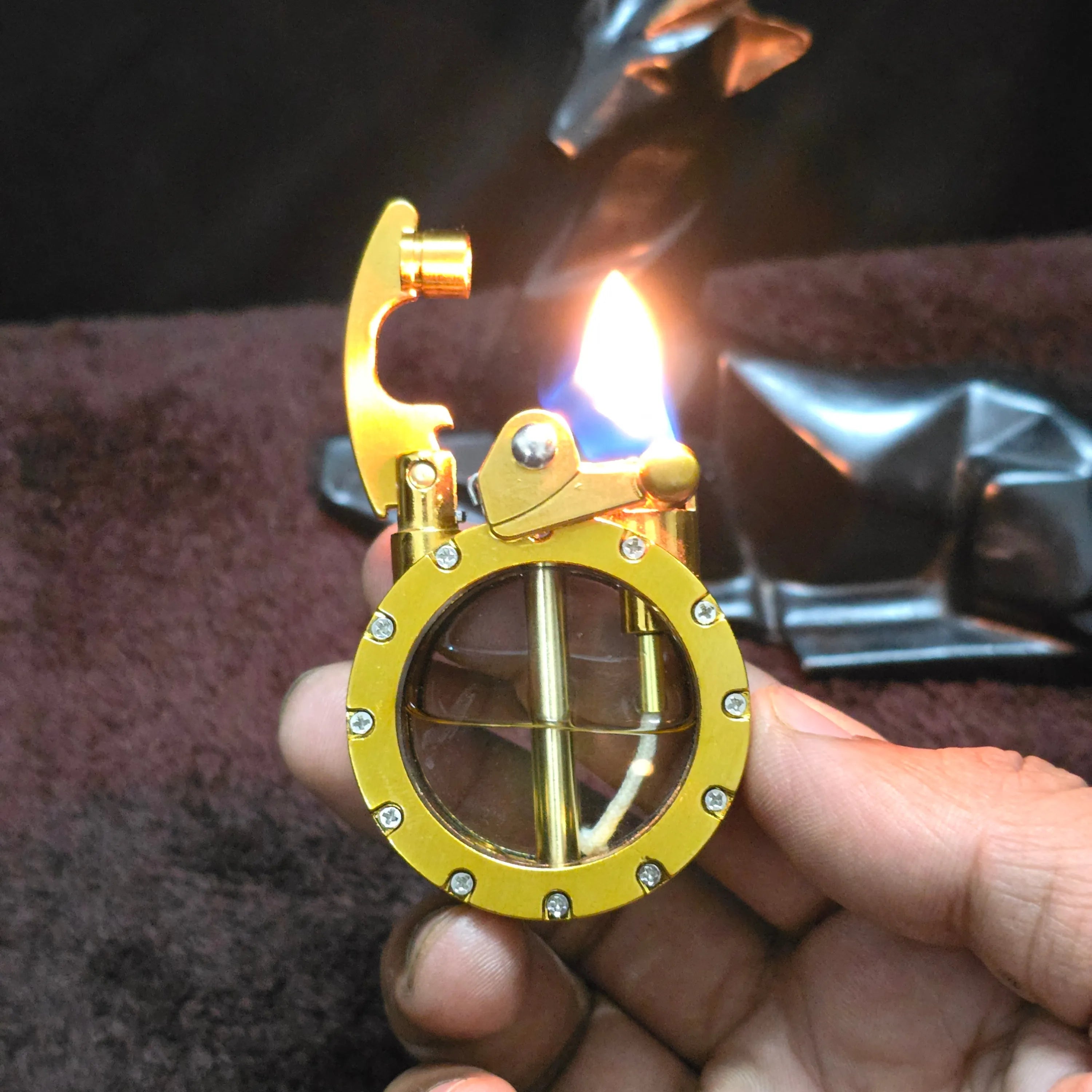ALA FLAME Retro Classic Metal Rocker Arm Liquid Fluid Lighter