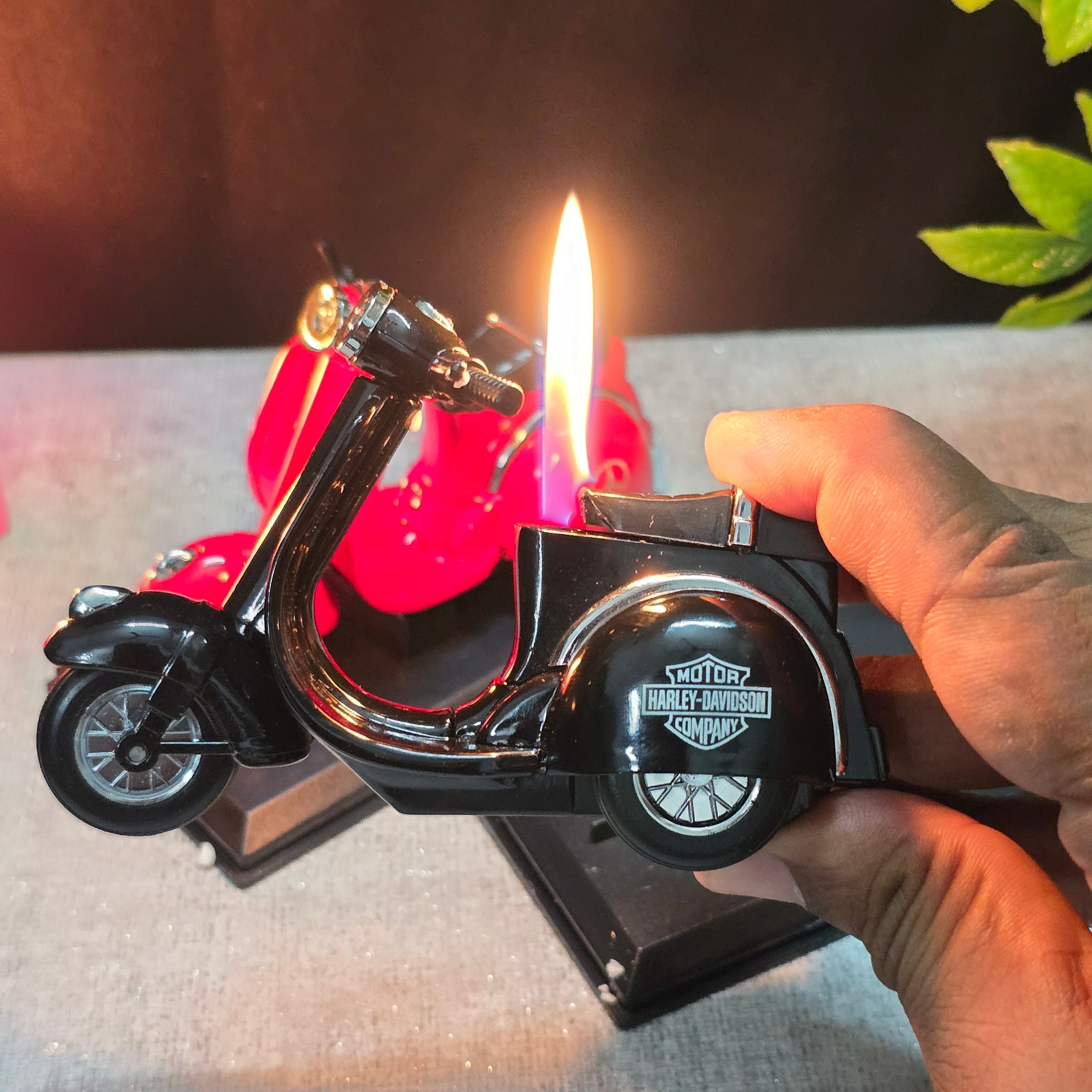 ALA FLAME RetroRide Mini Scooter Lighter