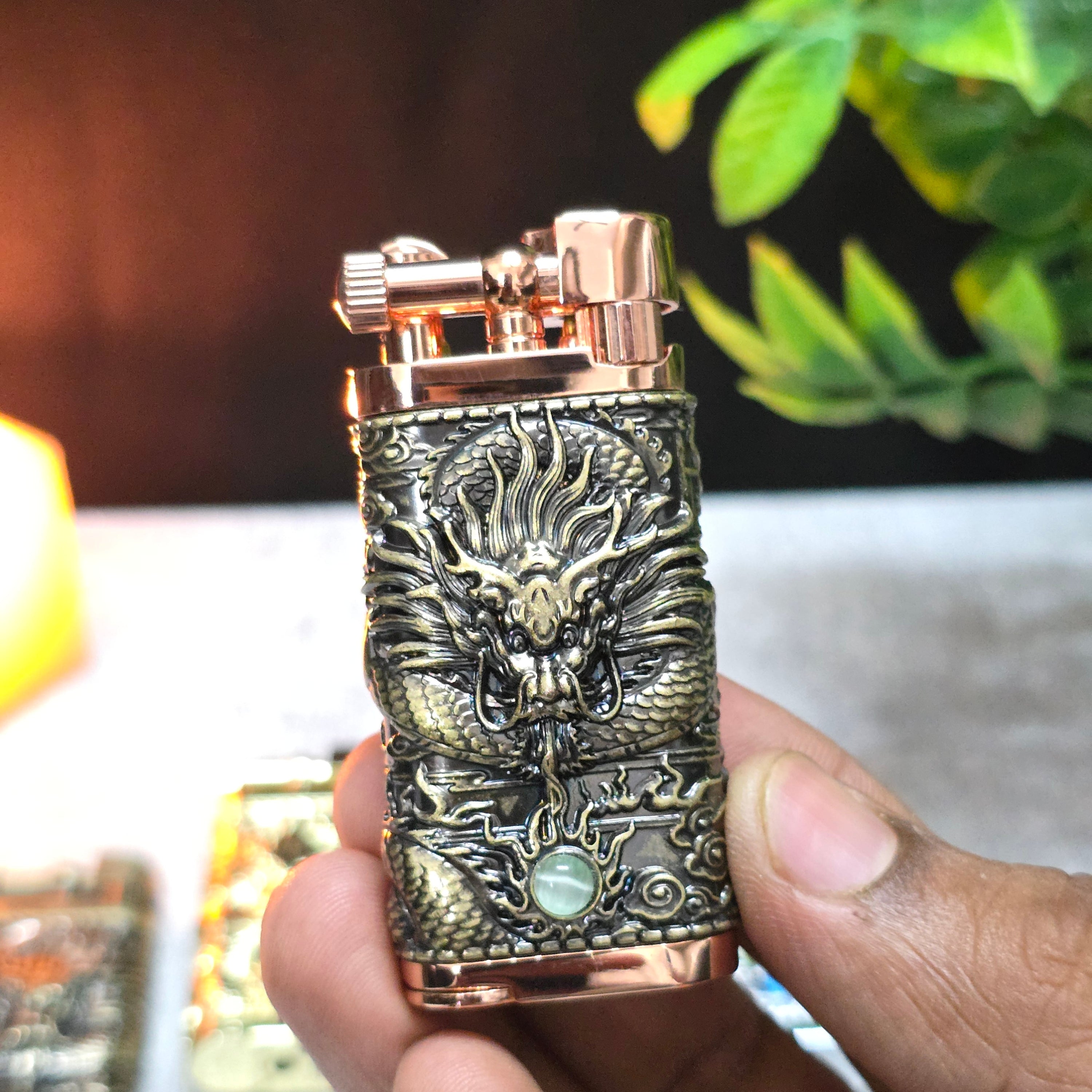 ALA FLAME Shadow Dragon Embossed Vintage Lighter