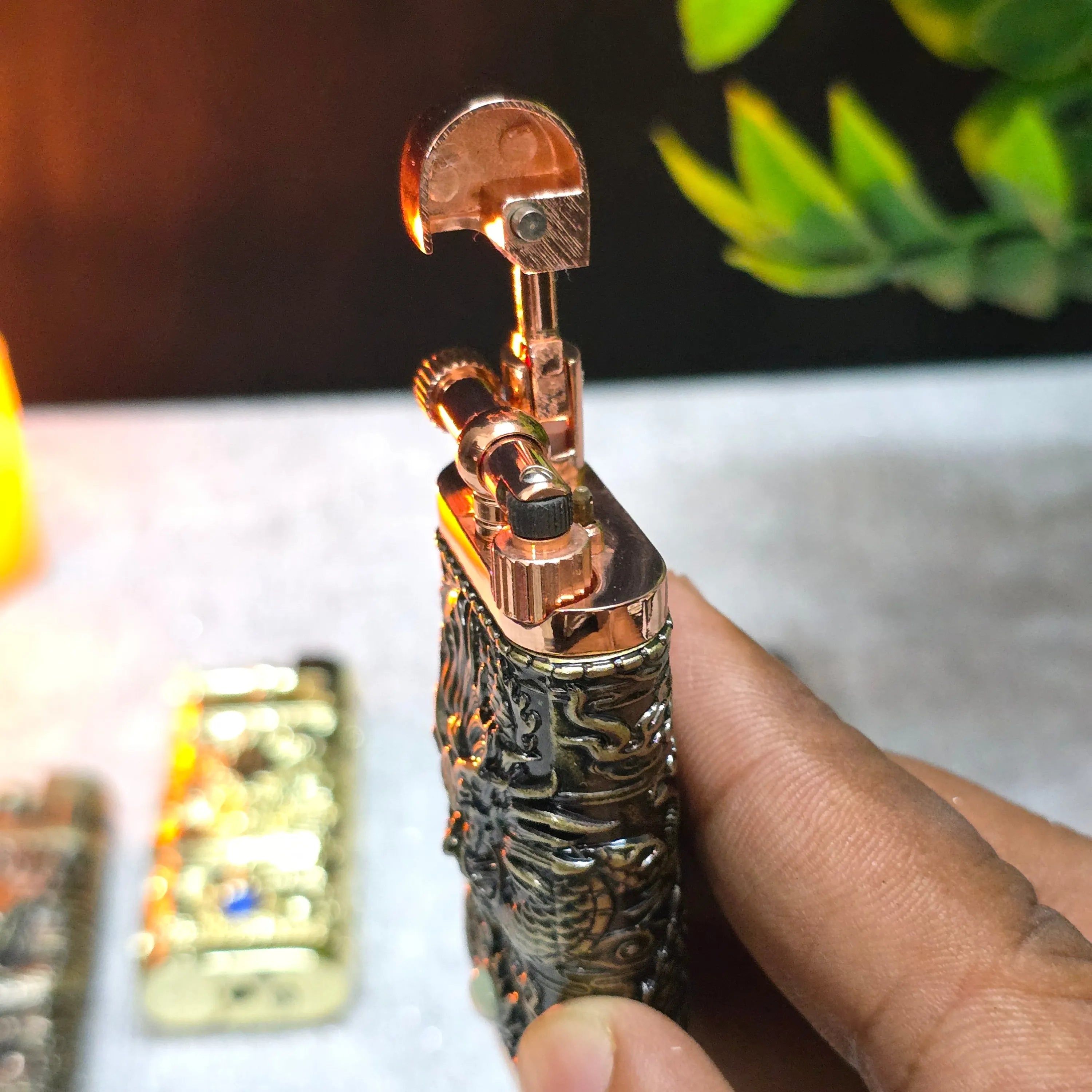 ALA FLAME Shadow Dragon Embossed Vintage Lighter
