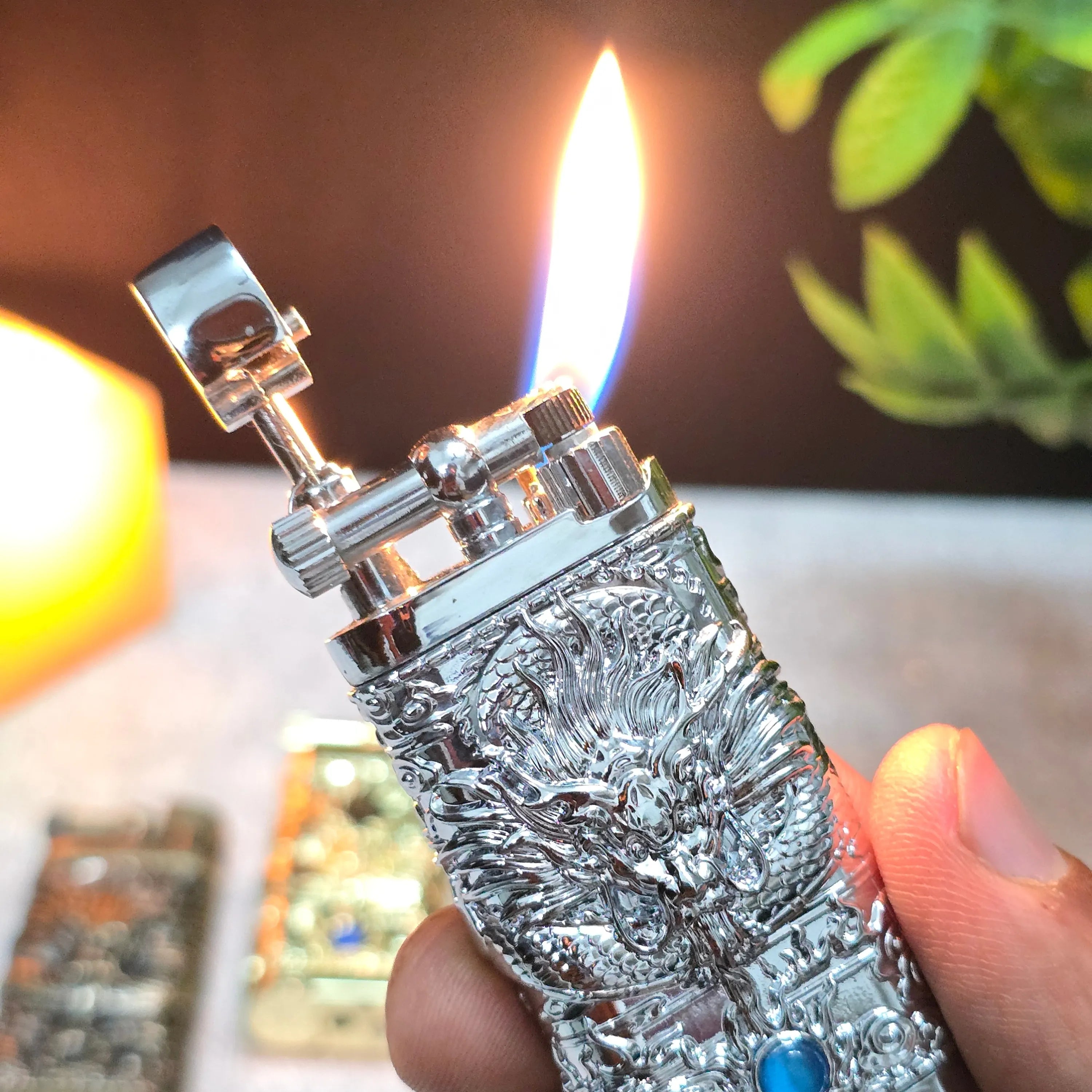 ALA FLAME Shadow Dragon Embossed Vintage Lighter