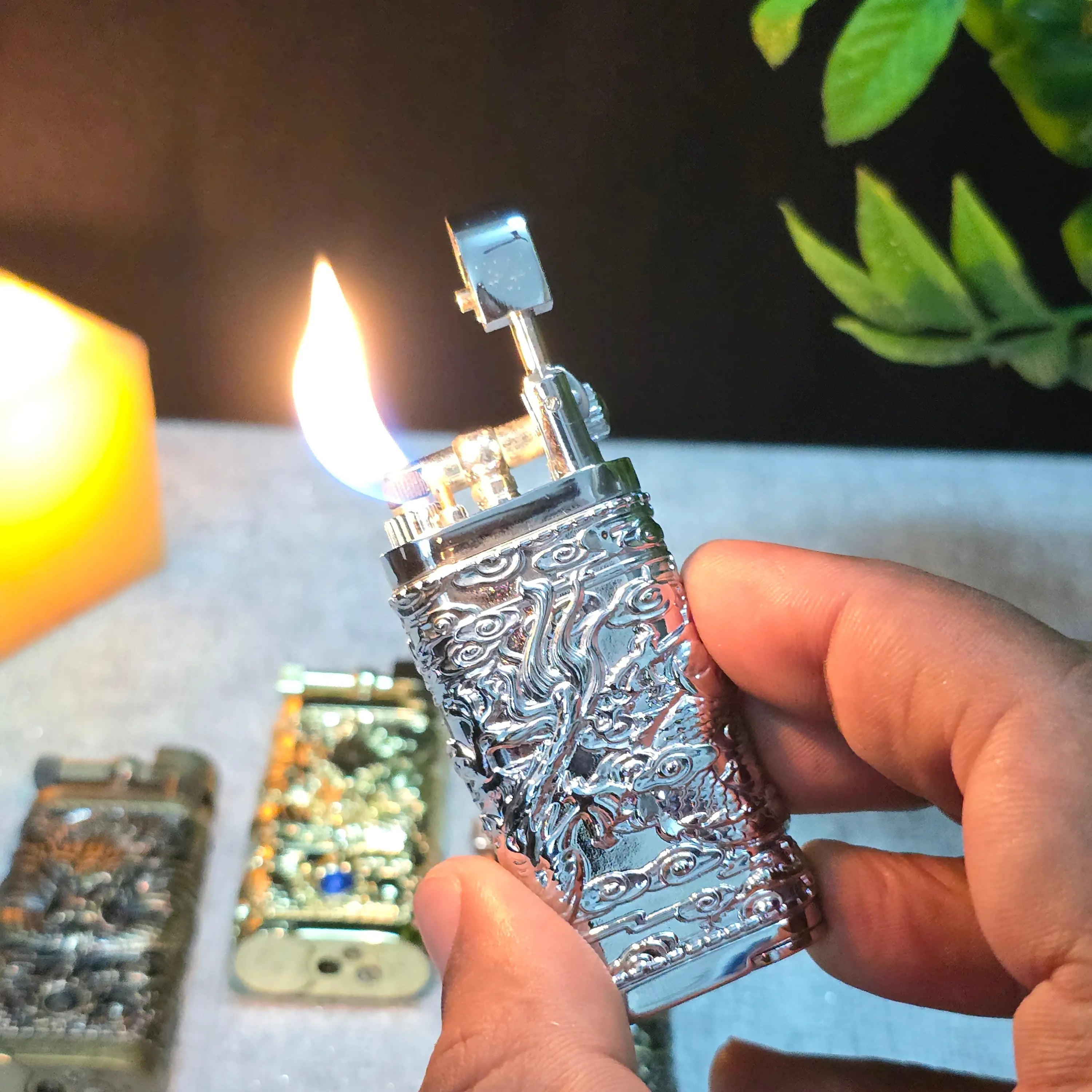 ALA FLAME Shadow Dragon Embossed Vintage Lighter