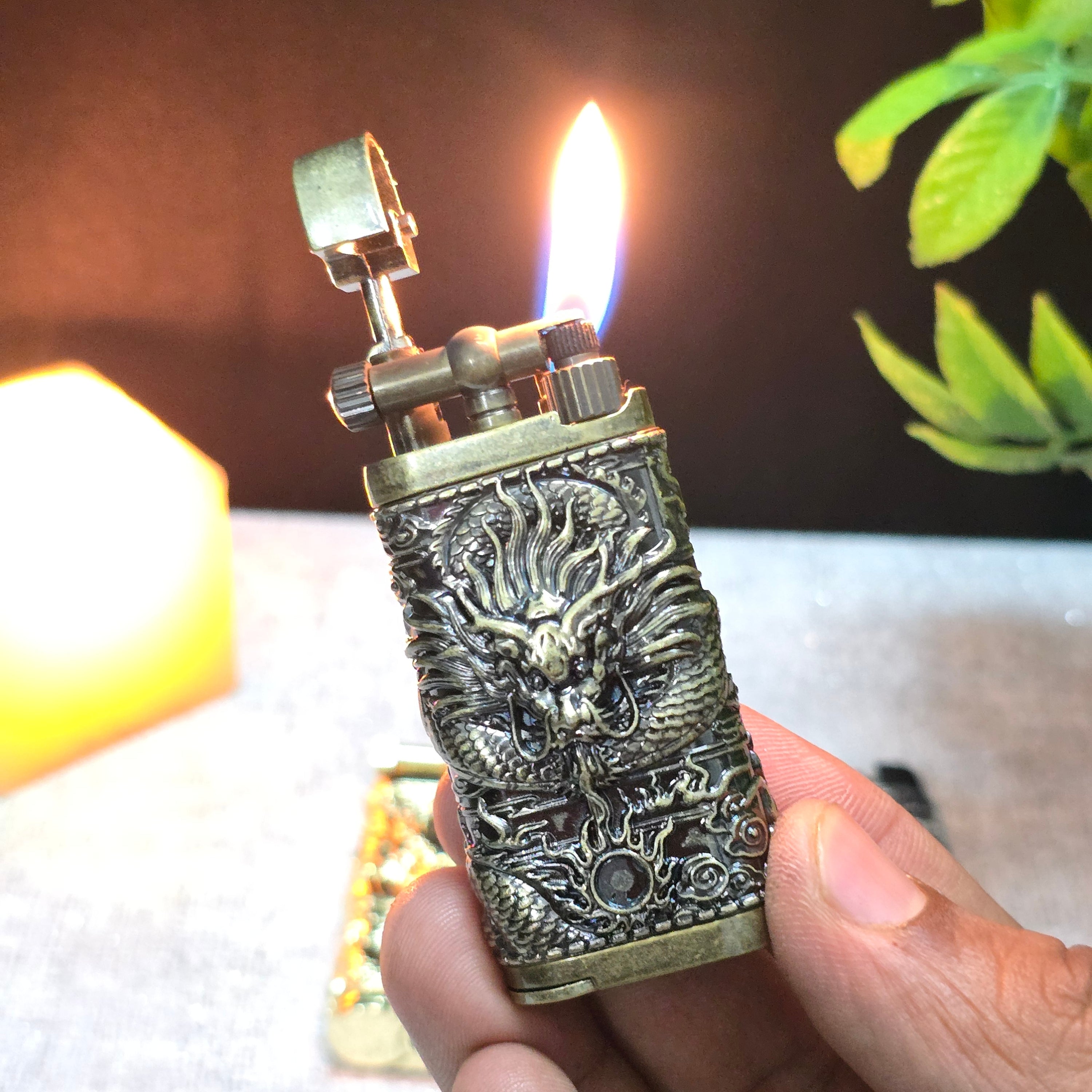 ALA FLAME Shadow Dragon Embossed Vintage Lighter