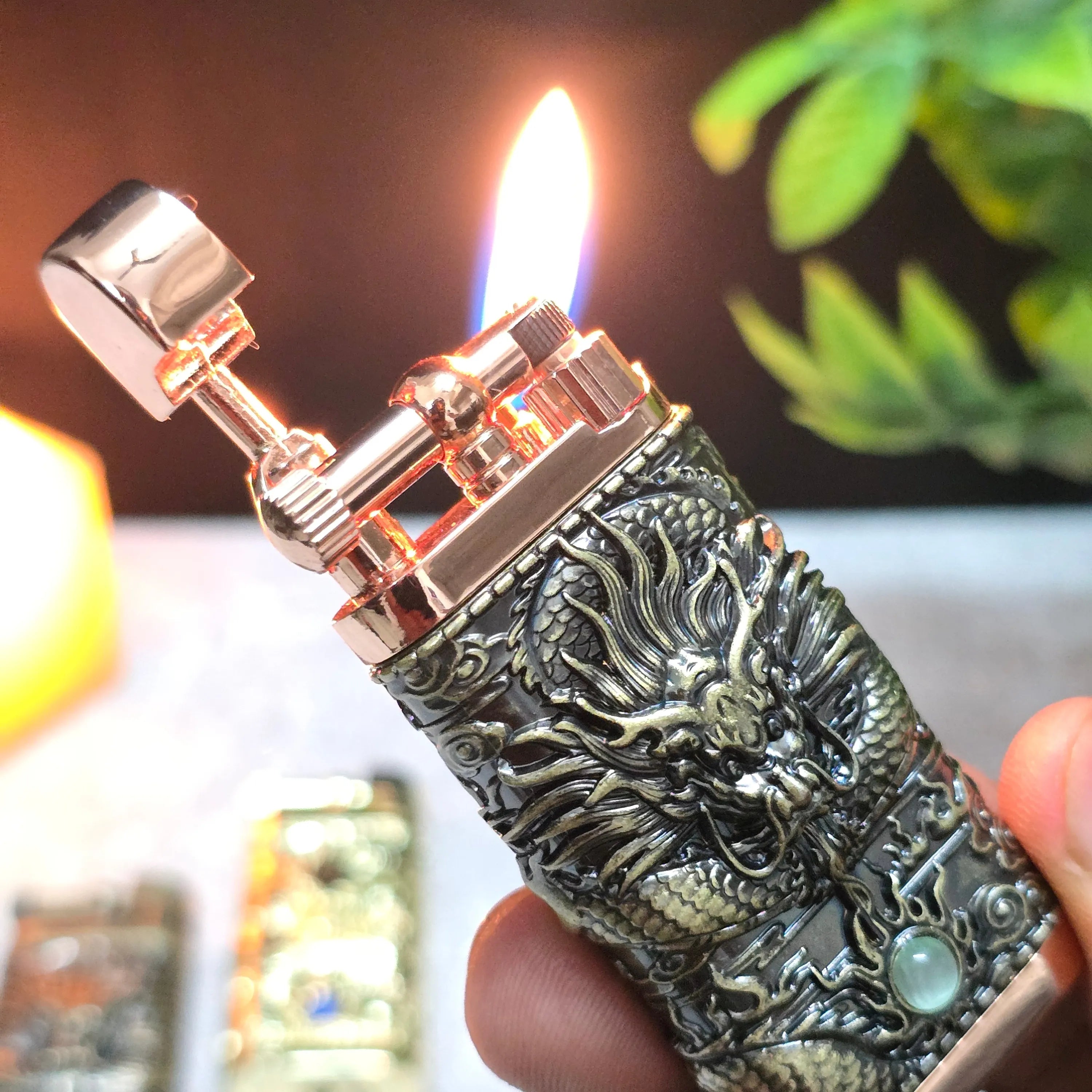 ALA FLAME Shadow Dragon Embossed Vintage Lighter