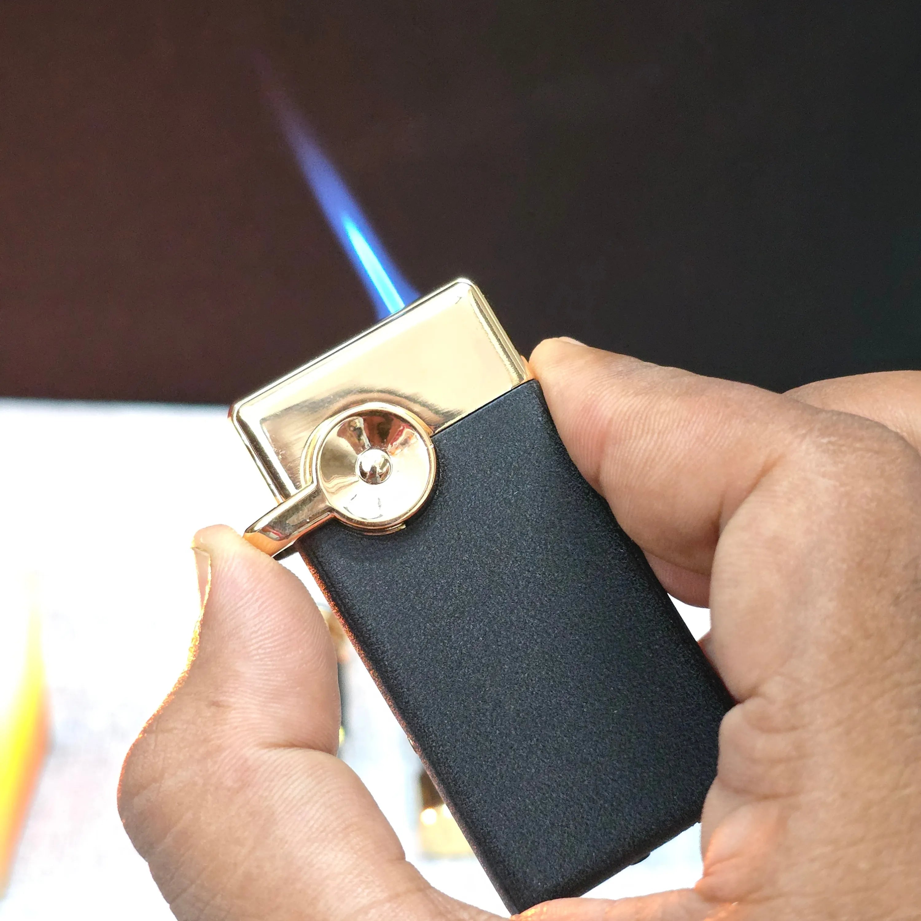 ALA FLAME TIMELESS Watch Lighter