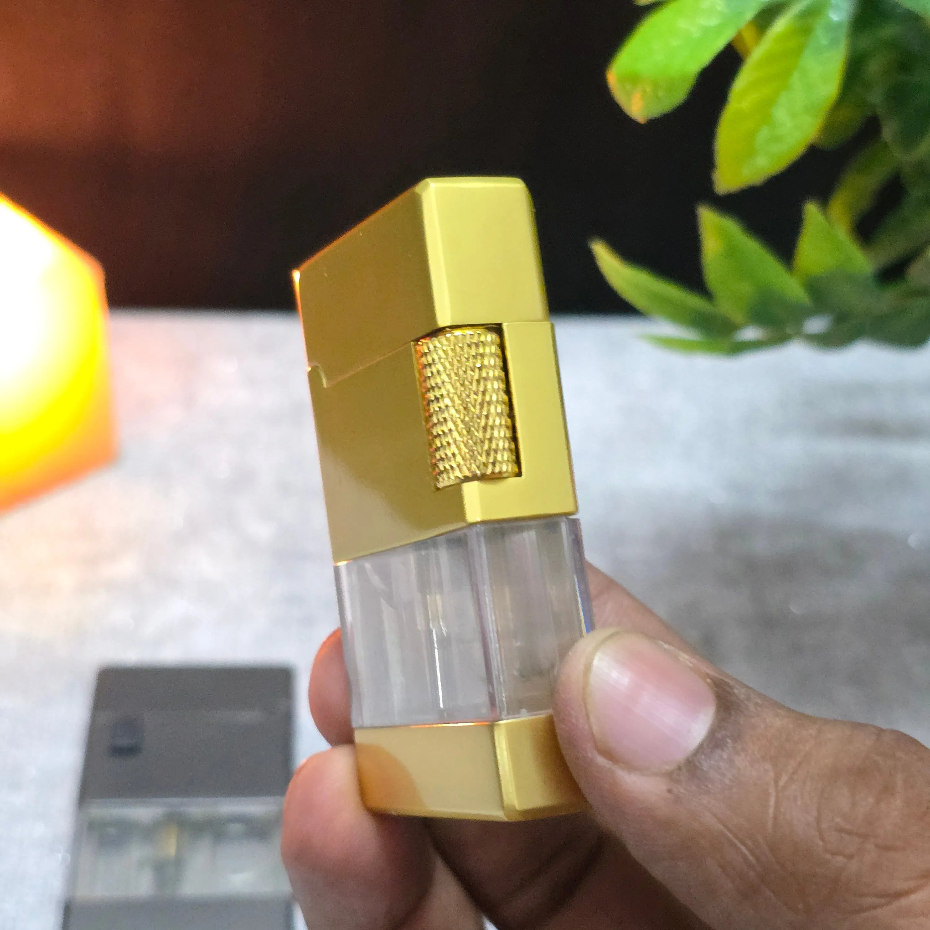 ALA FLAME TwinBeam Dual Flame Transparent Tank Lighter