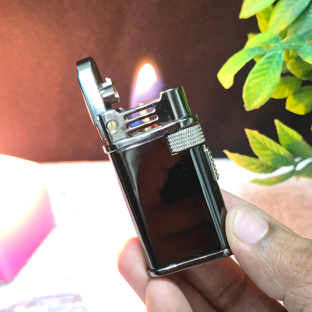 Chief 218 Ironclad Retro Trench Lighter