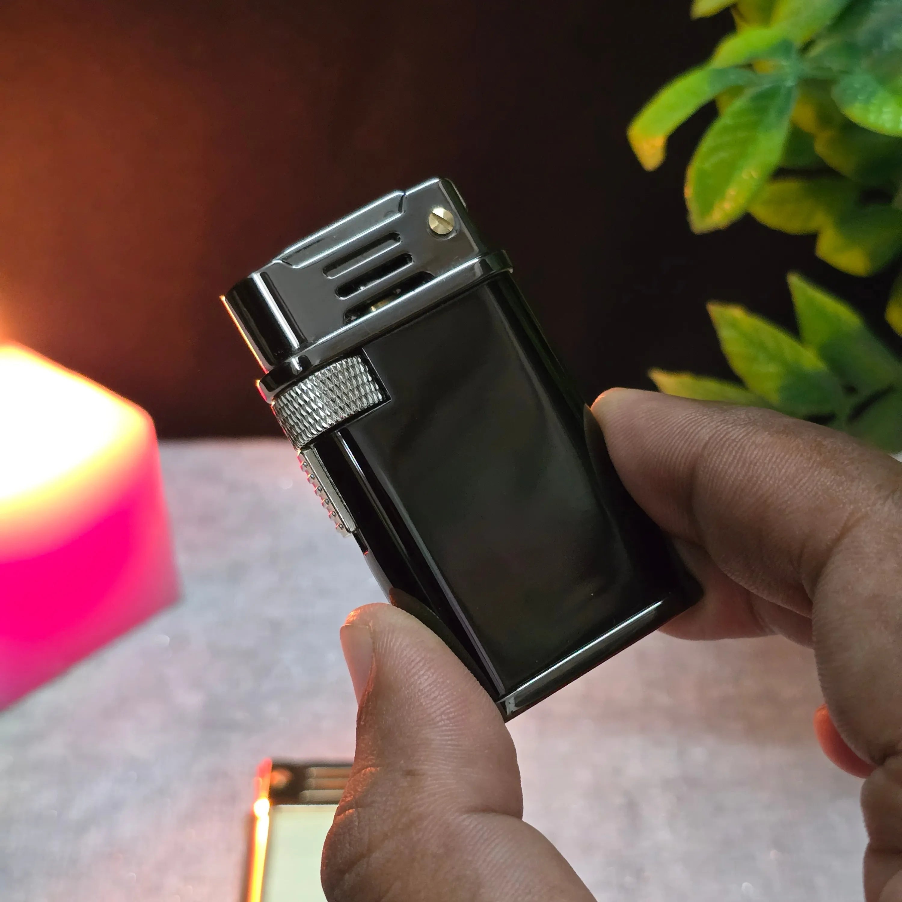 Chief 218 Ironclad Retro Trench Lighter