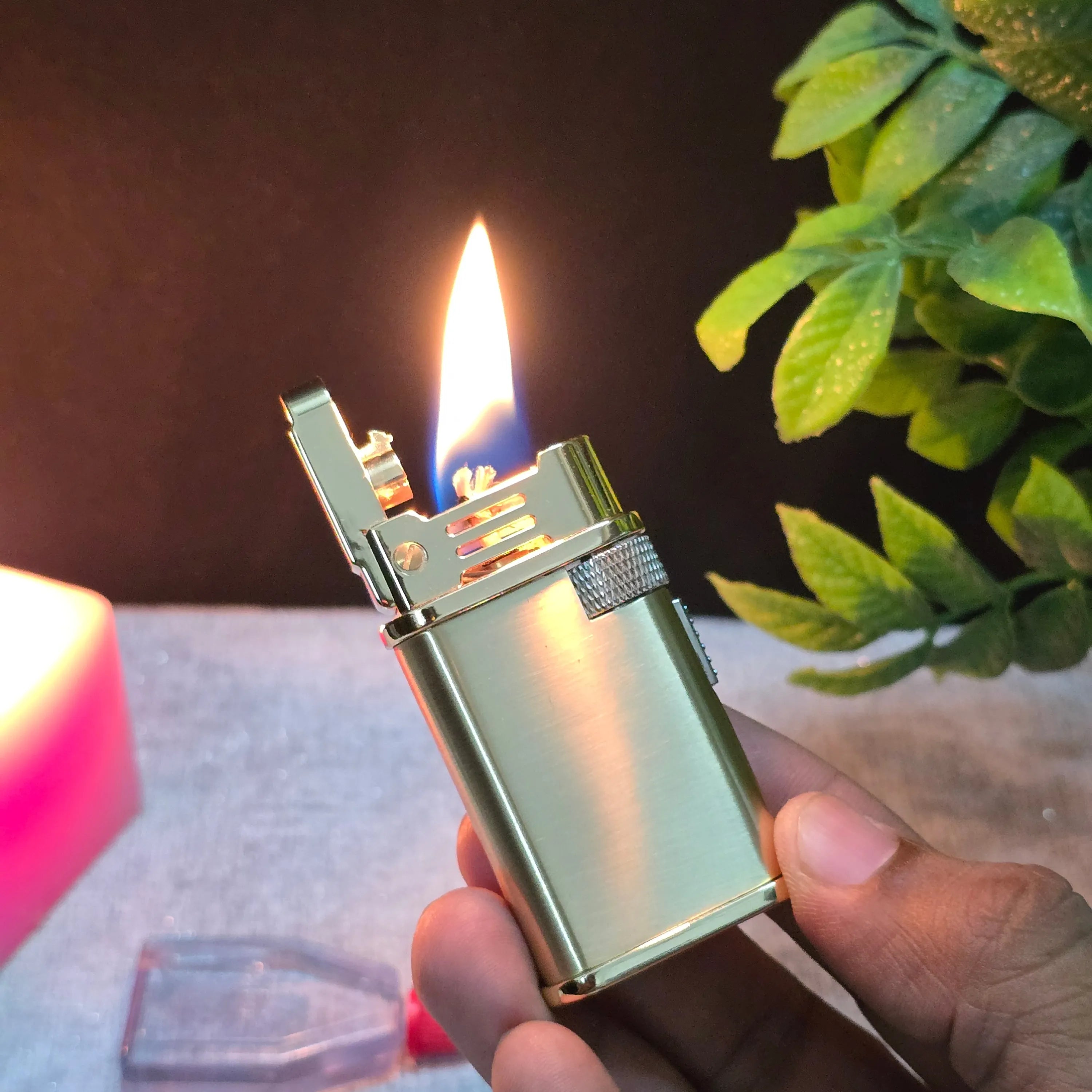 Chief 218 Ironclad Retro Trench Lighter