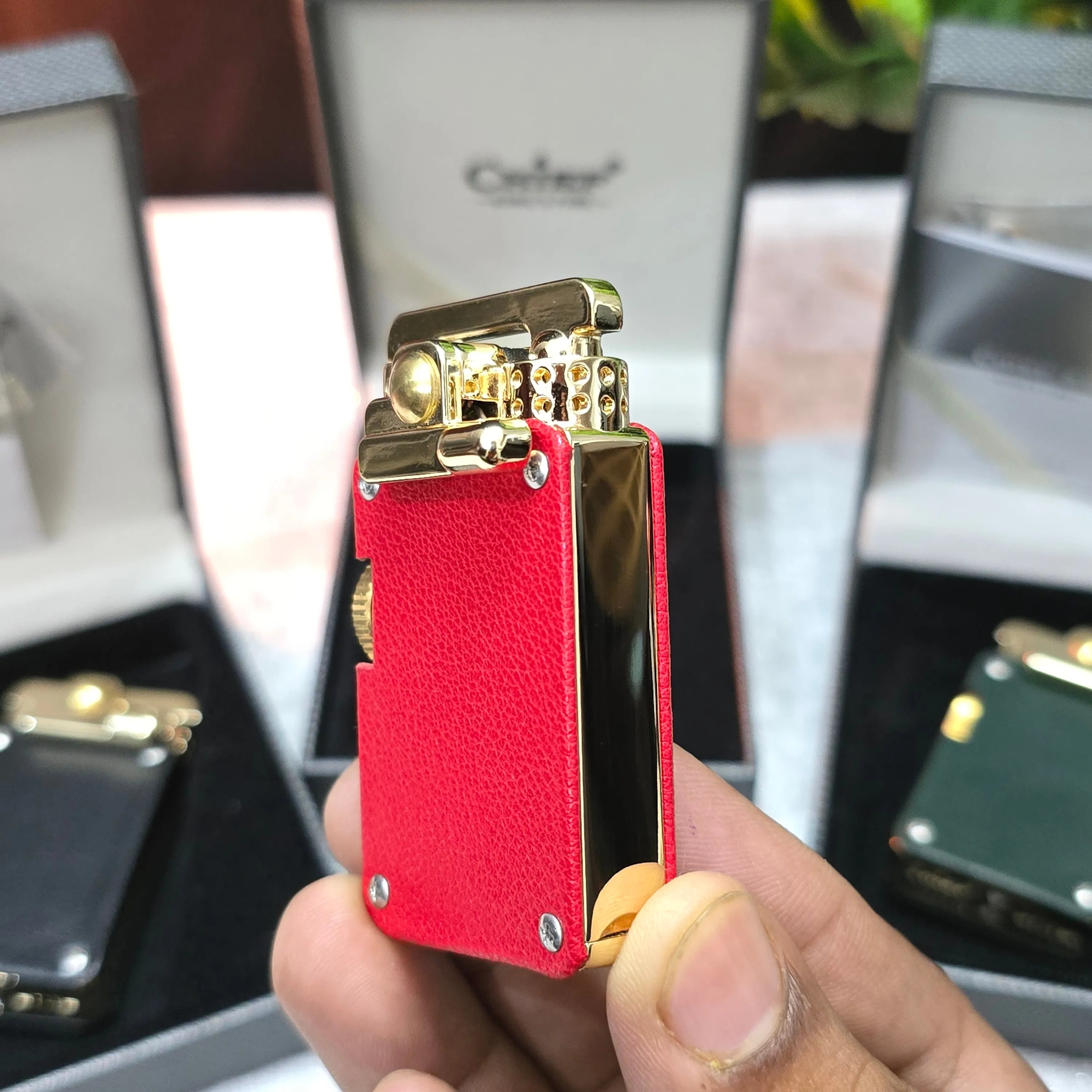 CHIEF 708 Rocker Arm Leather Oil Lighter