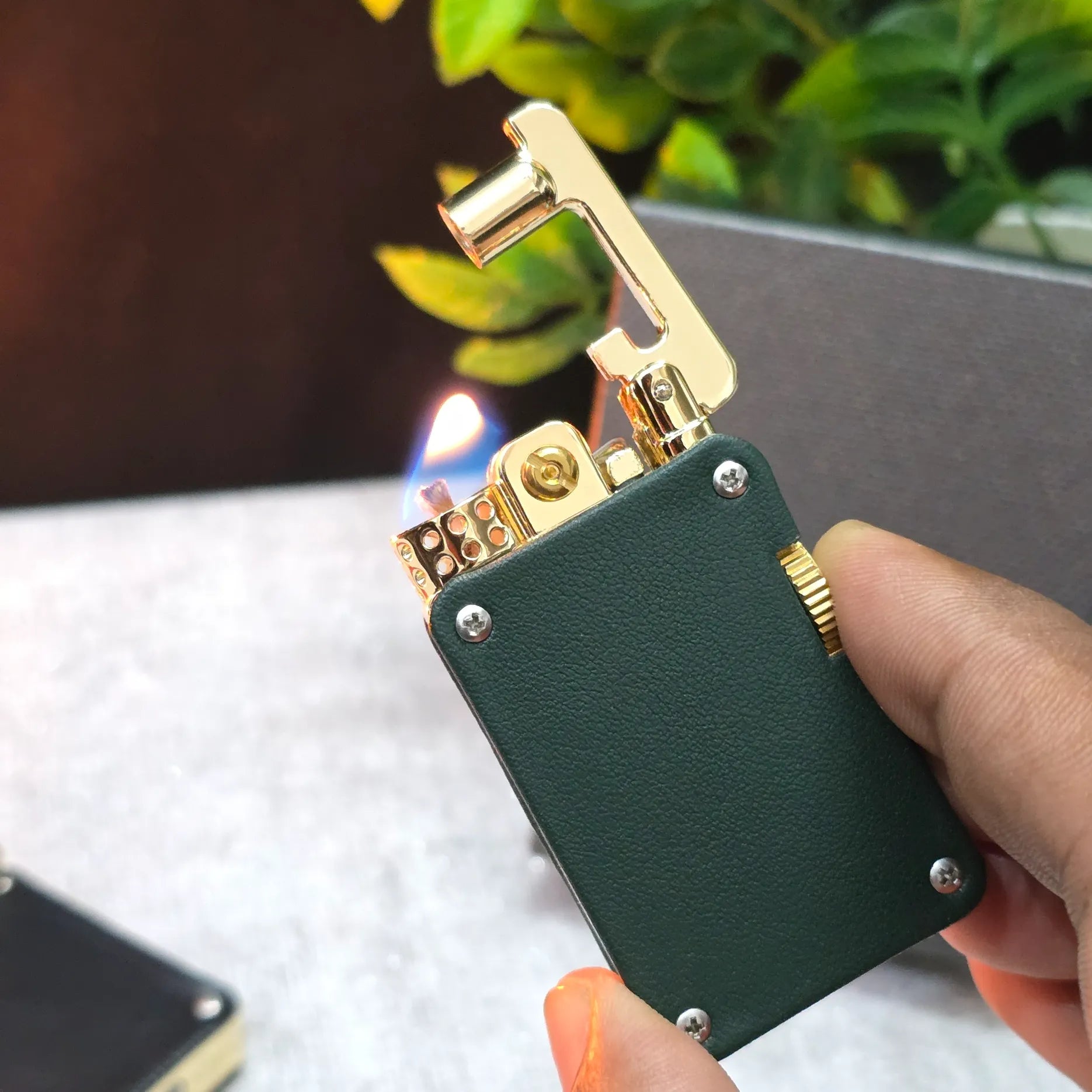 CHIEF 708 Rocker Arm Leather Oil Lighter