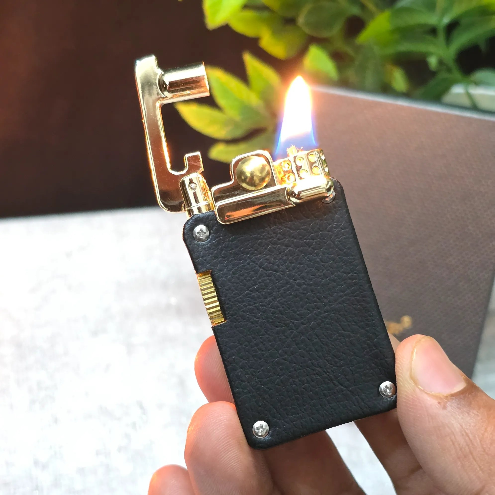 CHIEF 708 Rocker Arm Leather Oil Lighter
