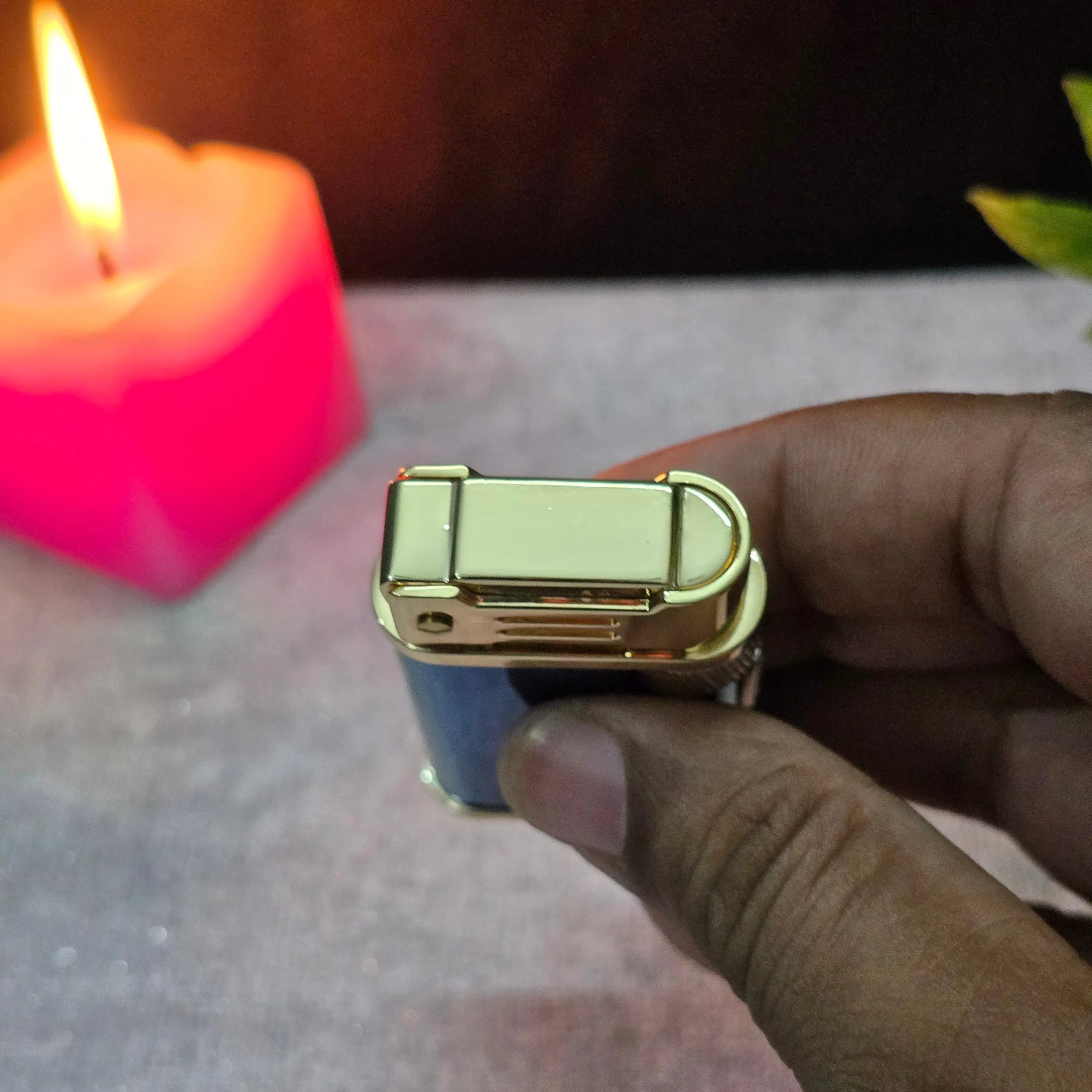 Chief 218 Ironclad Retro Trench Lighter