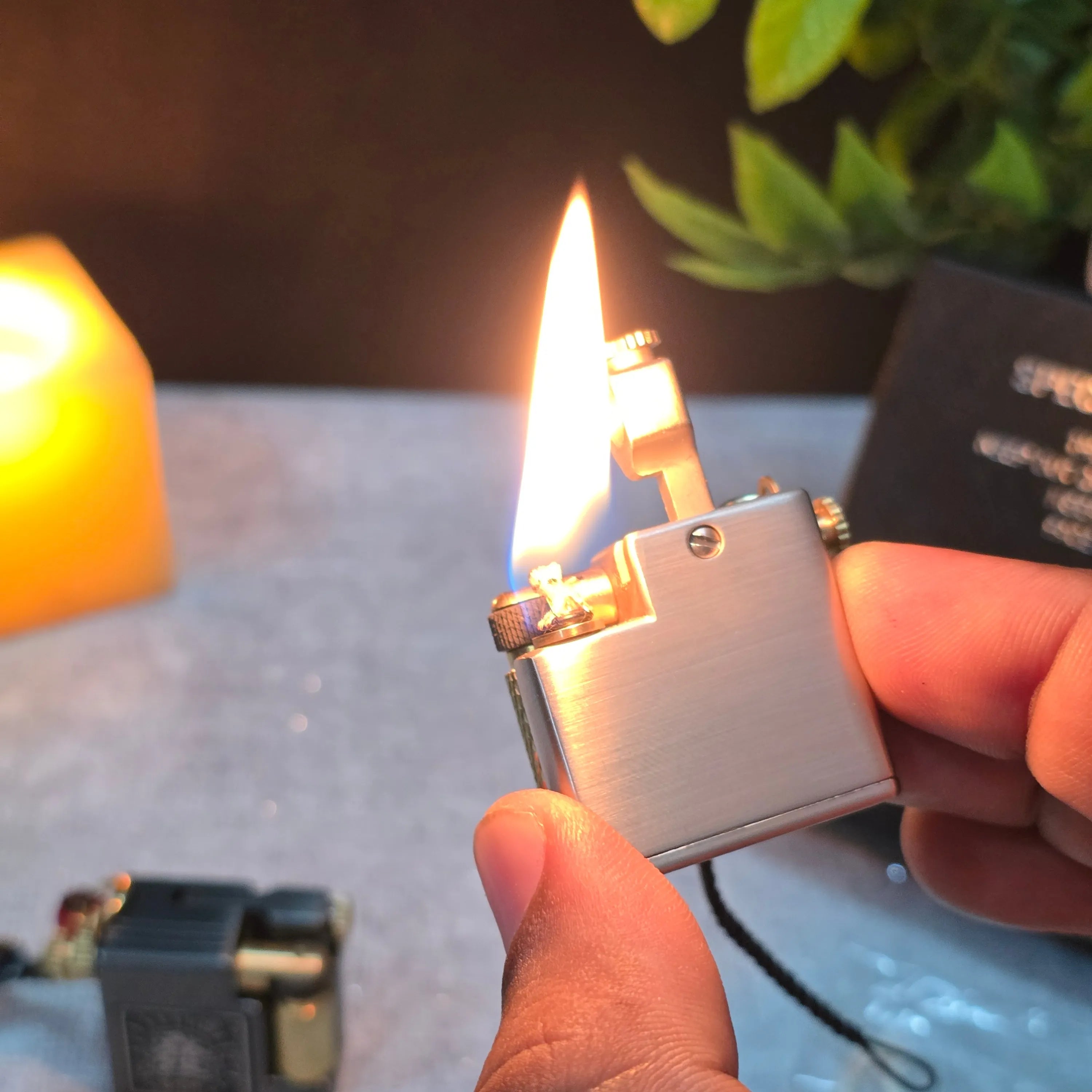Chief 715 – Micro Brick Lighter