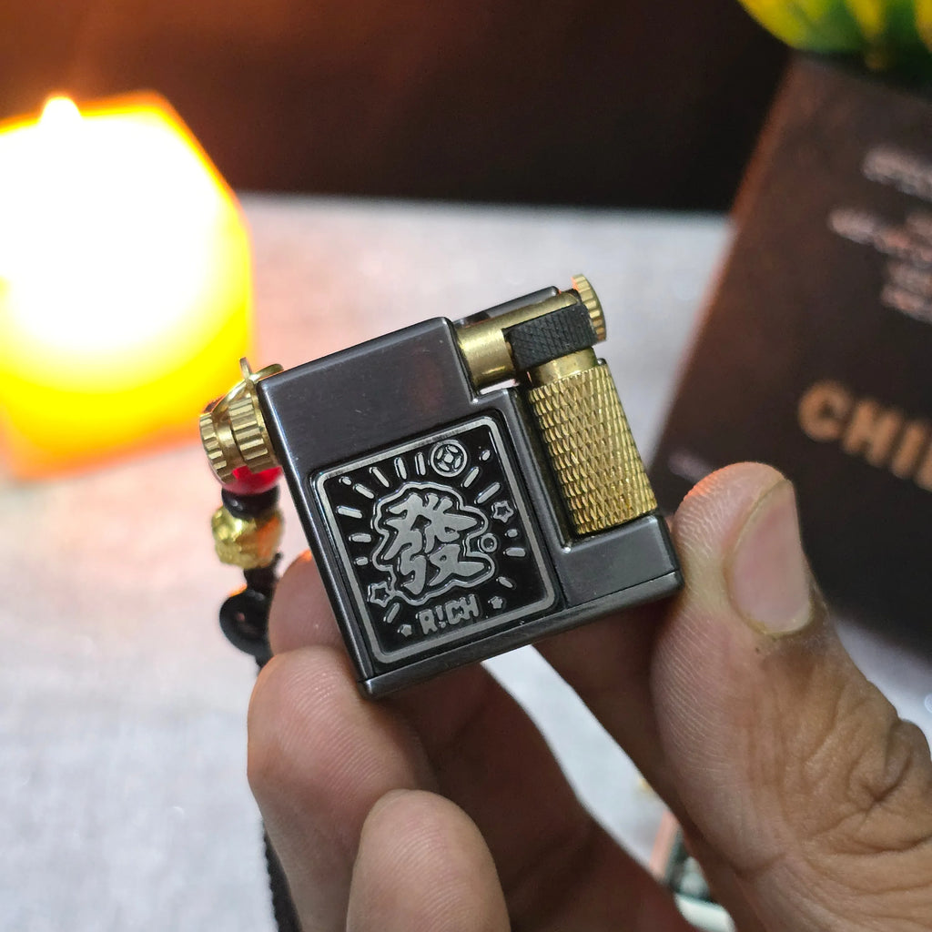 Chief 715 – Micro Brick Lighter