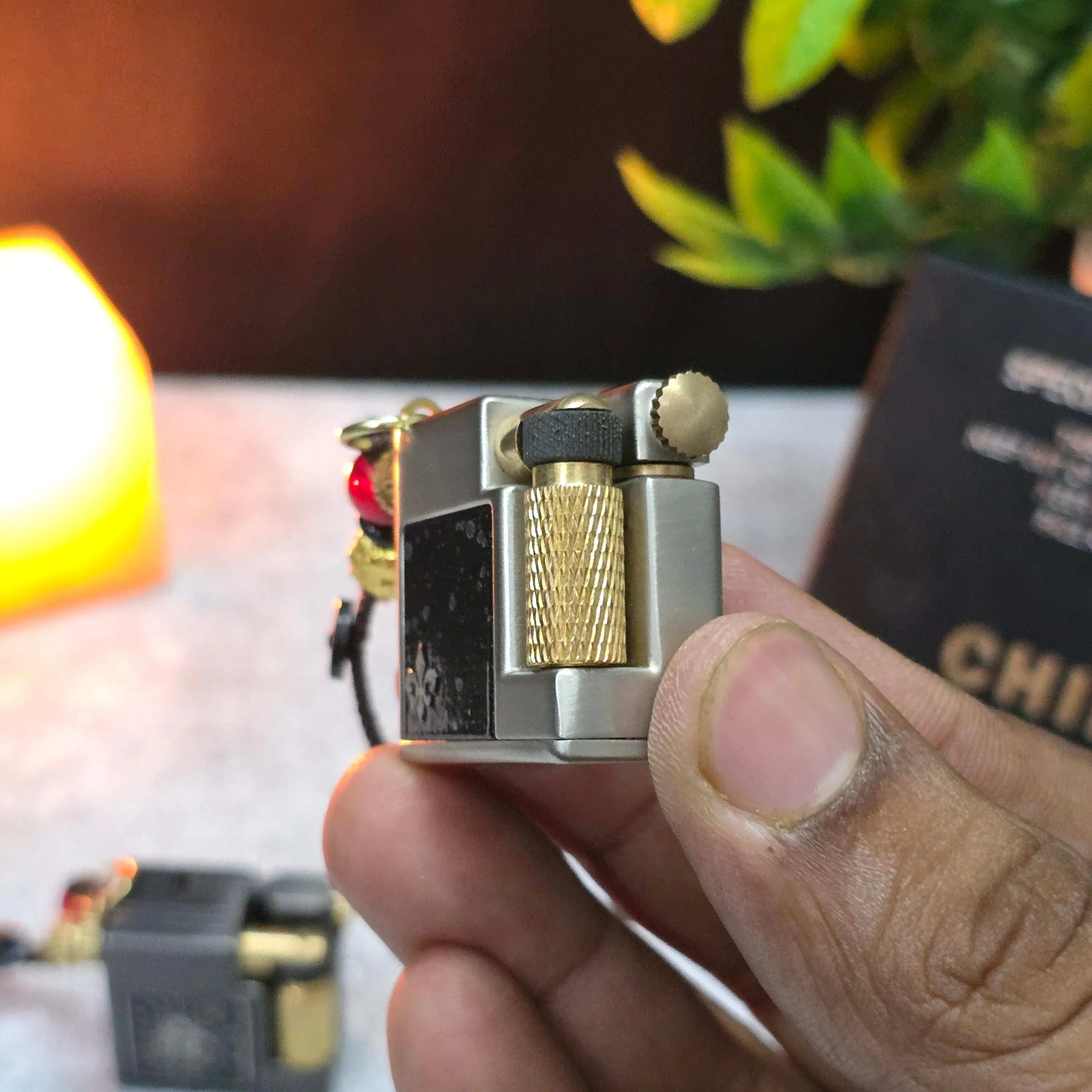 Chief 715 – Micro Brick Lighter