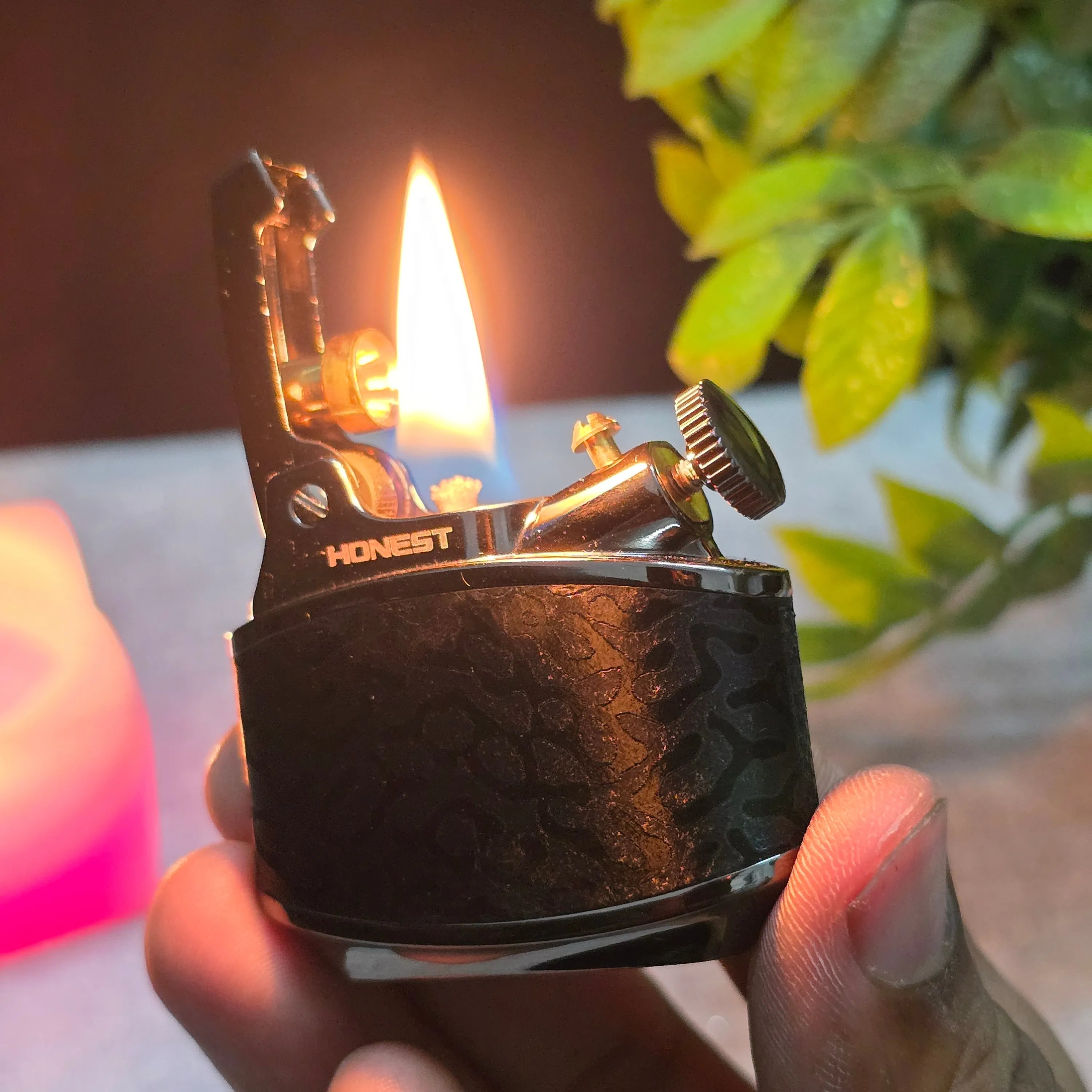 HONEST Sturgeon BCZ808-2 Premium Leather-Wrapped Kerosene Lighter
