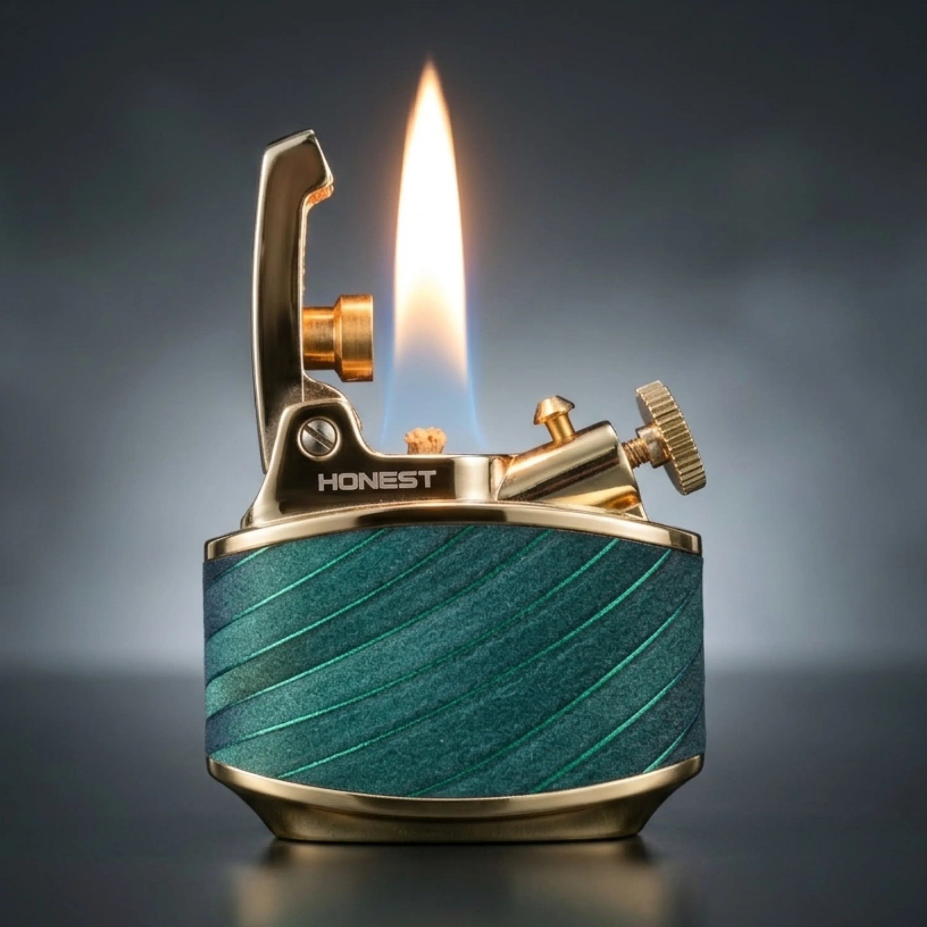 HONEST Sturgeon BCZ808-2 Premium Leather-Wrapped Kerosene Lighter