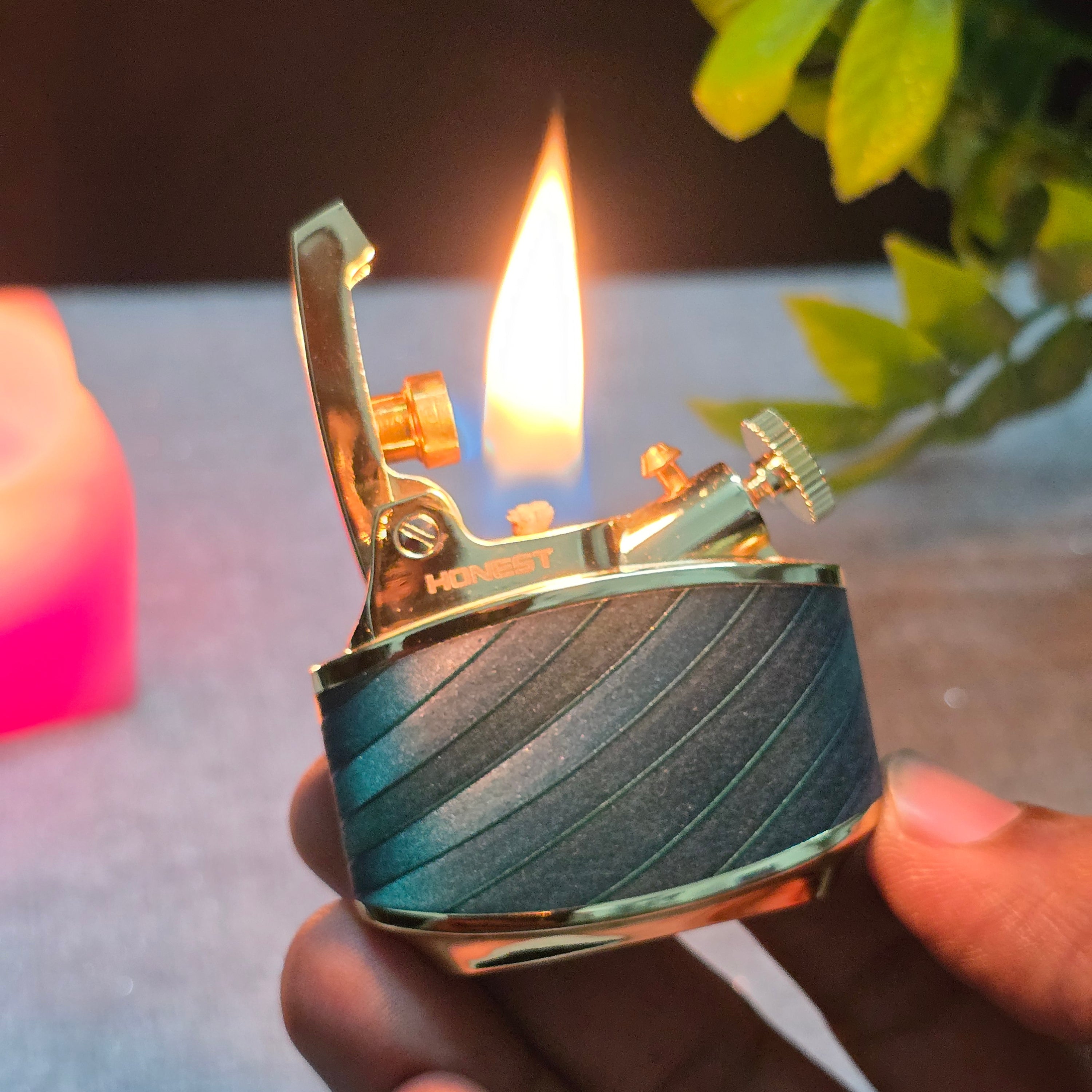 HONEST Sturgeon BCZ808-2 Premium Leather-Wrapped Kerosene Lighter