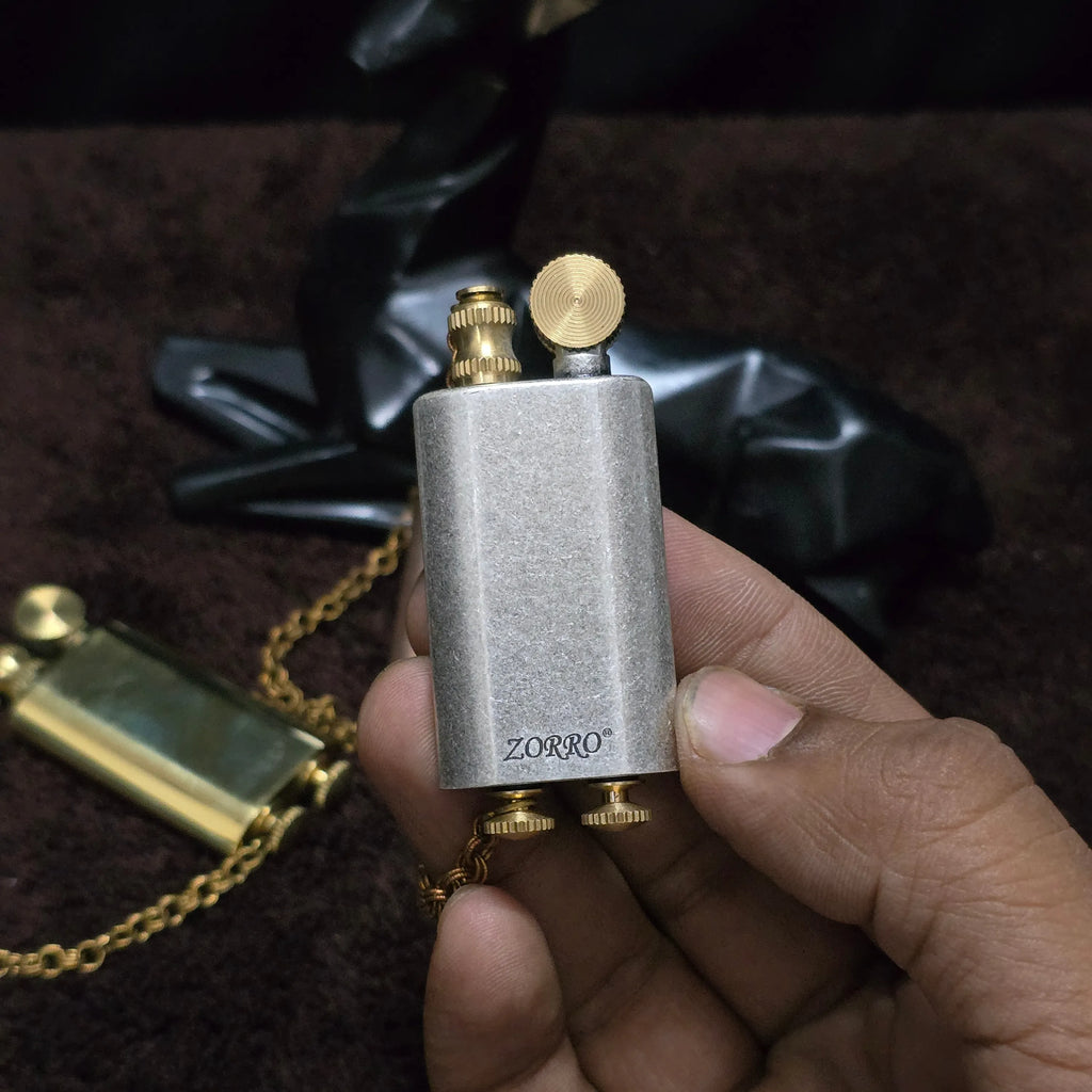 Zorro Z1967 Vintage Mechanical  Retro Lighter with Chain