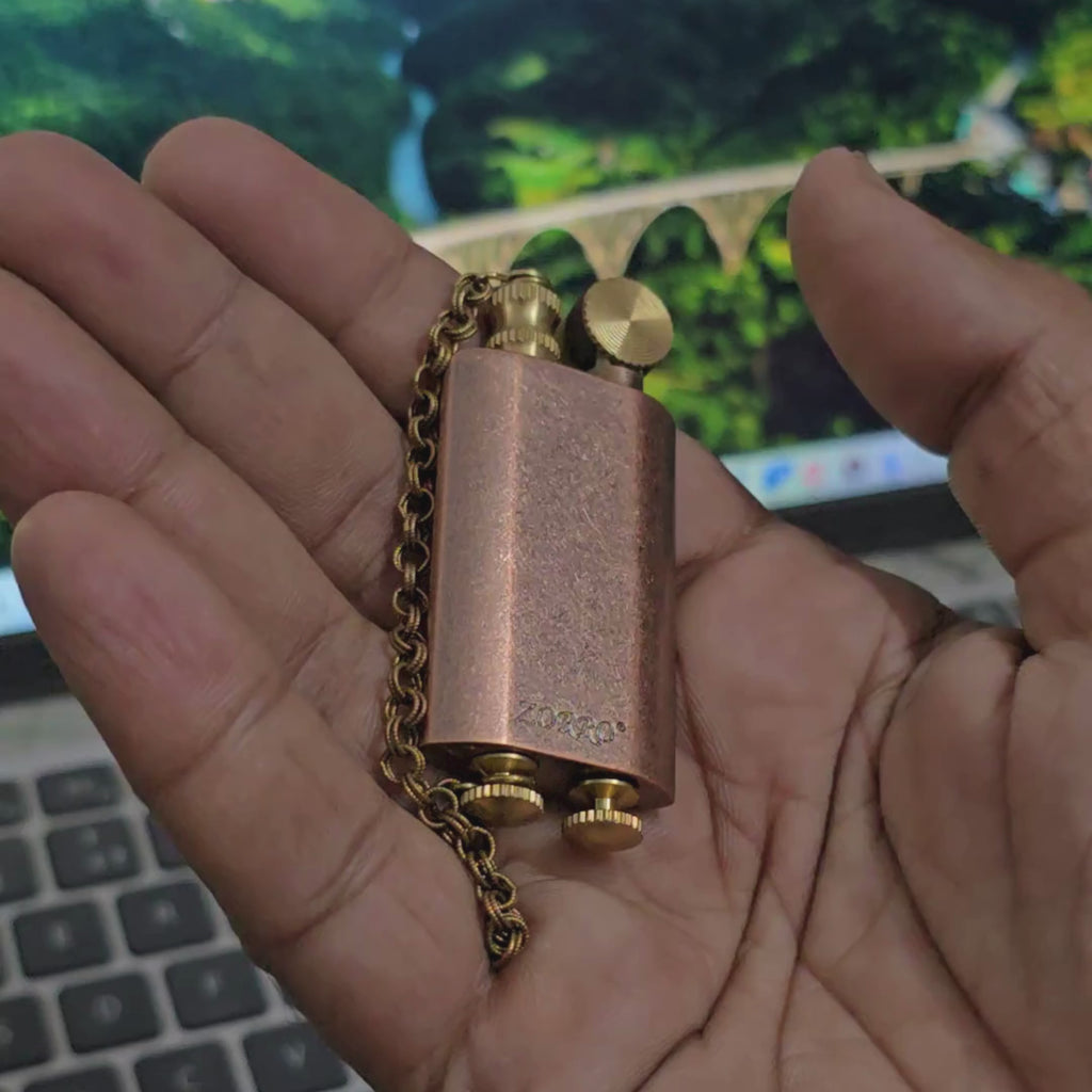 Zorro Z1967 Vintage Mechanical  Retro Lighter with Chain