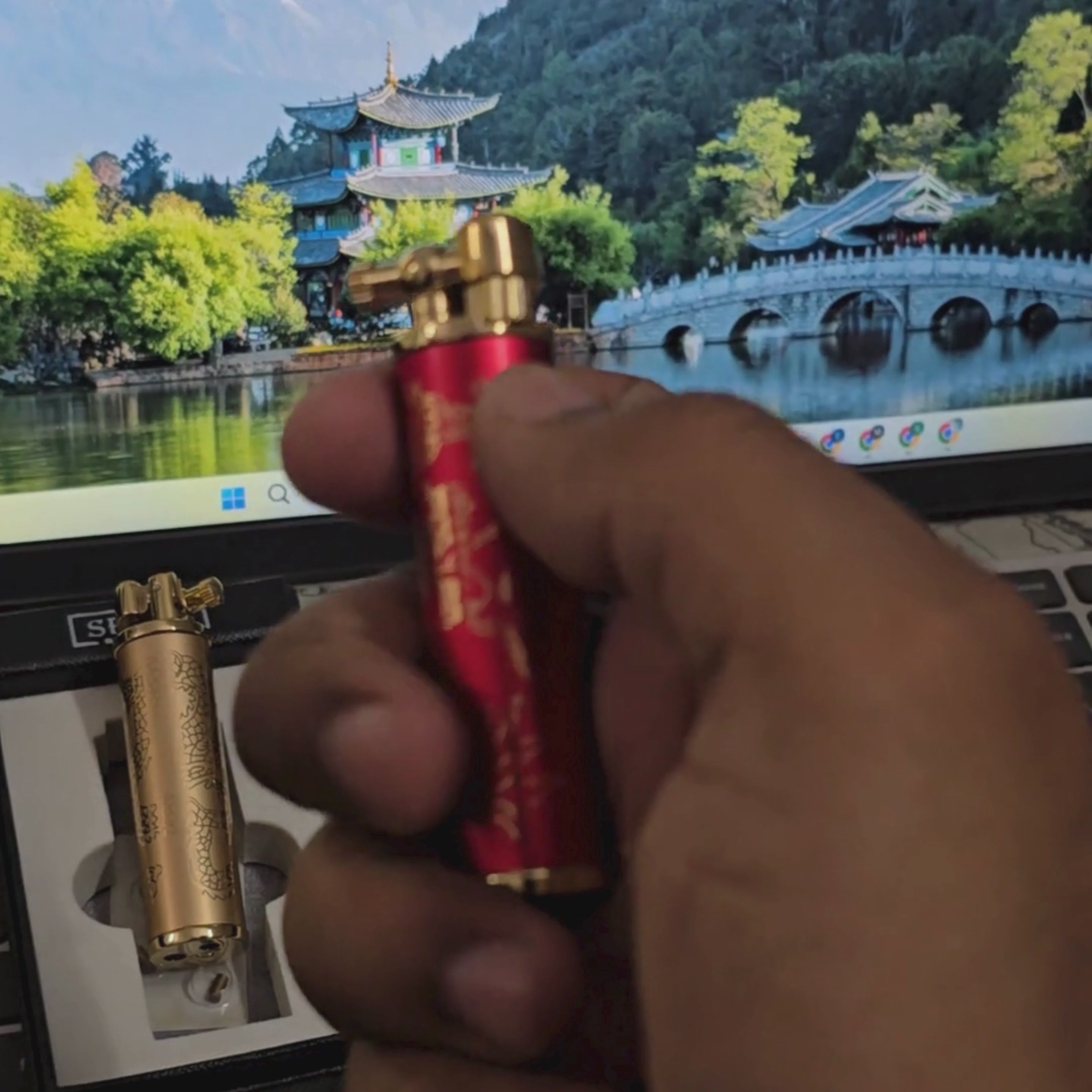 ALA FLAME Dragon Dynasty Rocker Arm Lighter